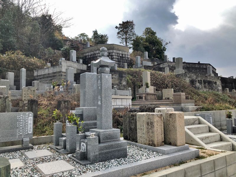 岡山市営 国富墓地