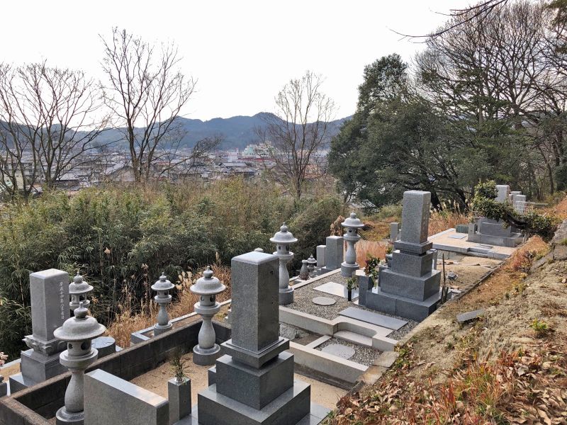 玉野市営 田井野々浜西墓地