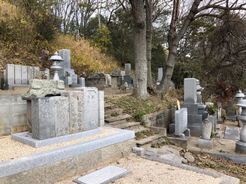 玉野市営 田井野々浜西墓地