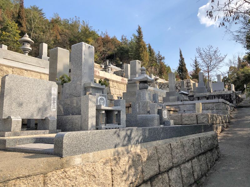 玉野市営 田井先丁場南谷墓地