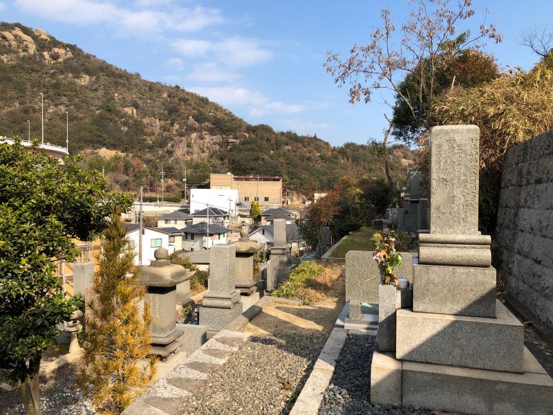 玉野市営 宇野西谷墓地