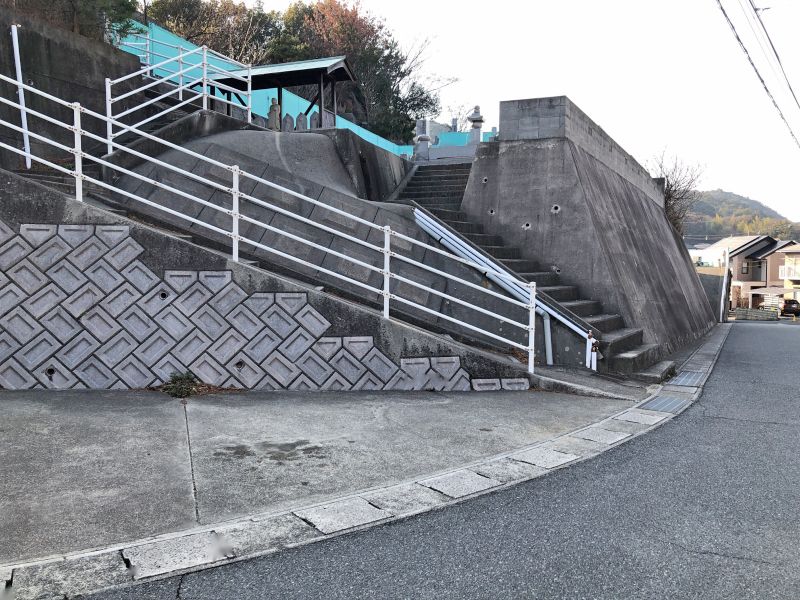 玉野市営 和田金ケ谷墓地