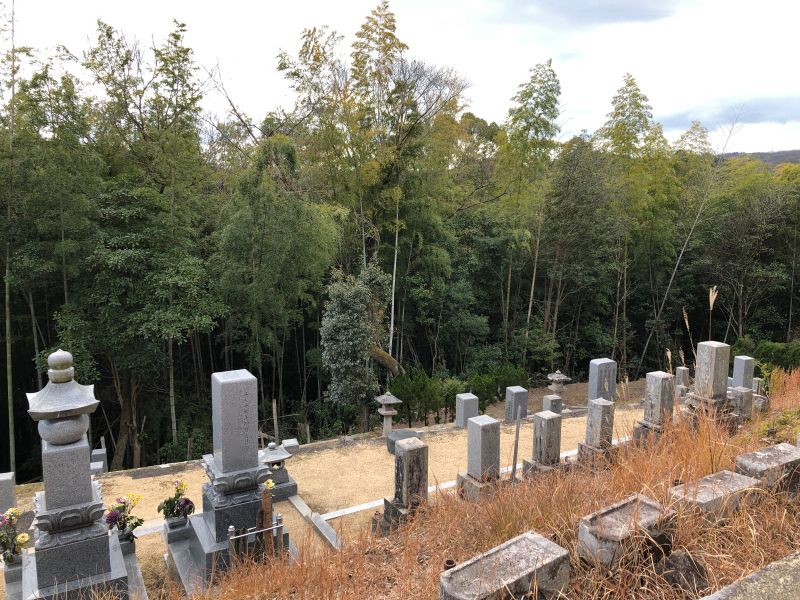 玉野市営 用吉井ノ奥墓地