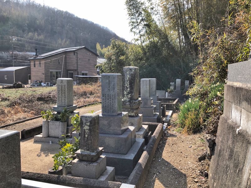 玉野市営 八浜大乗権墓地