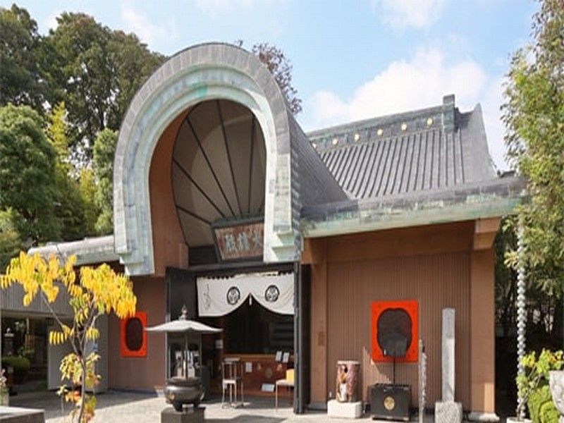 天恩山 五百羅漢寺 目黒霊廟　本堂入口