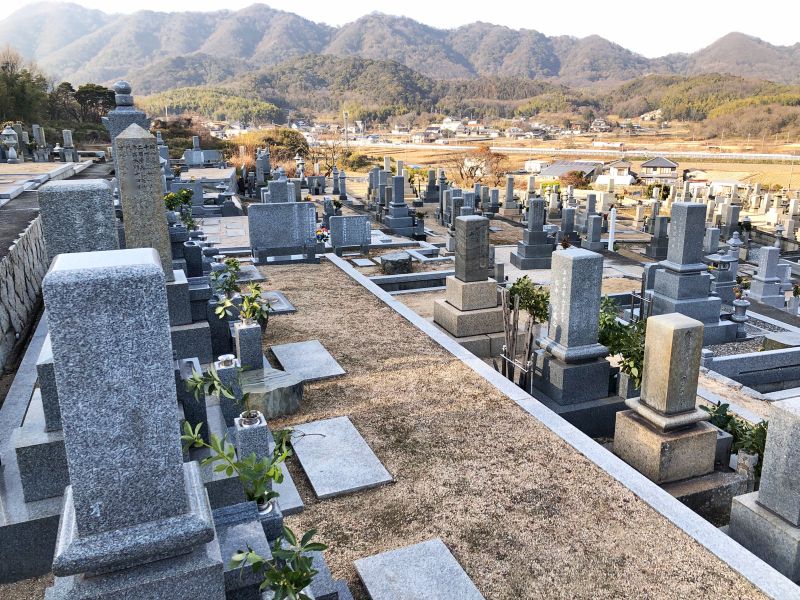 玉野市営 山田宝田場墓地