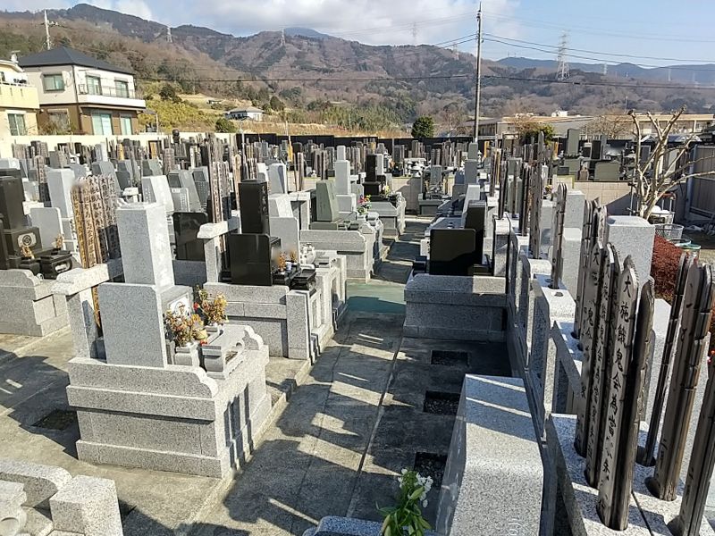 かおり墓苑