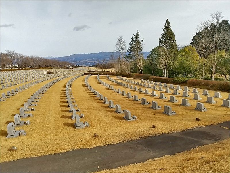 はるな平和墓苑