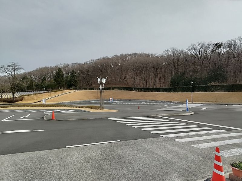 はるな平和墓苑