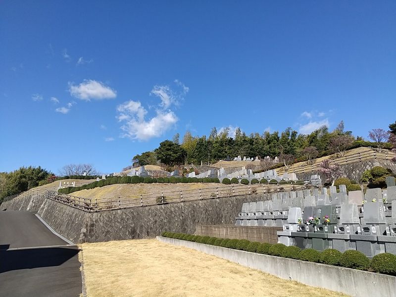 ゆがわら吉浜霊園