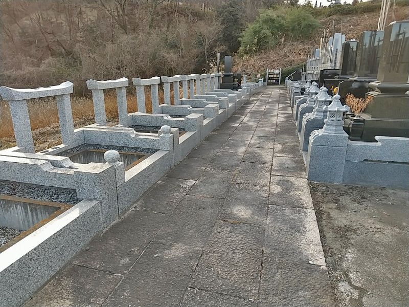 三名湖霊園