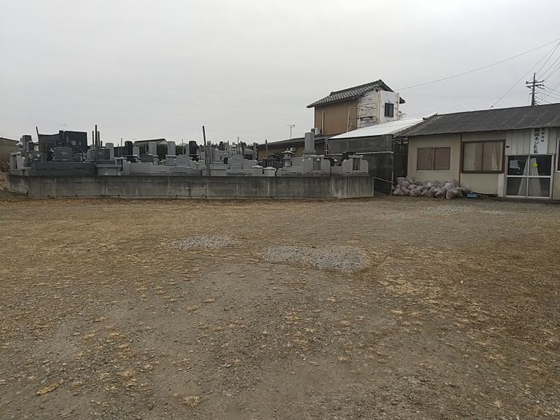 富岡東墓地