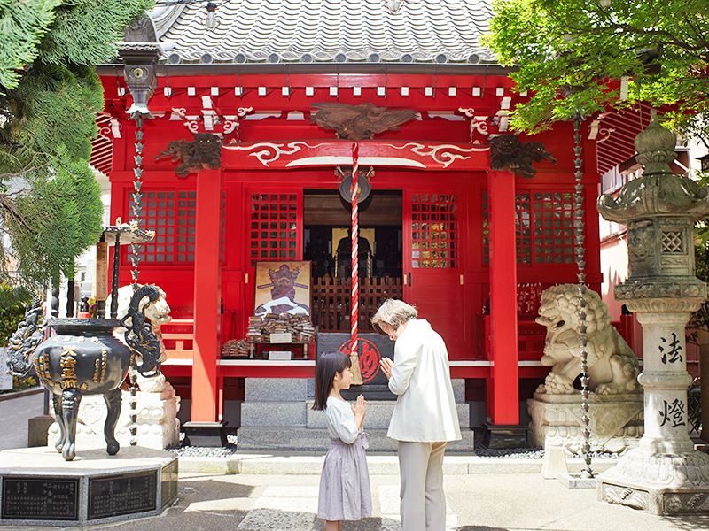 源覚寺境内には日頃から多くの方が参拝にいらっしゃいます。