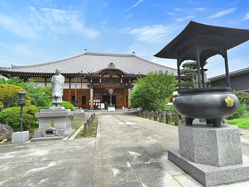 上尾市遍照院 永代供養墓「こころの碑」