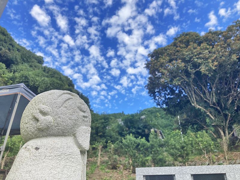 岡部るりやま墓苑