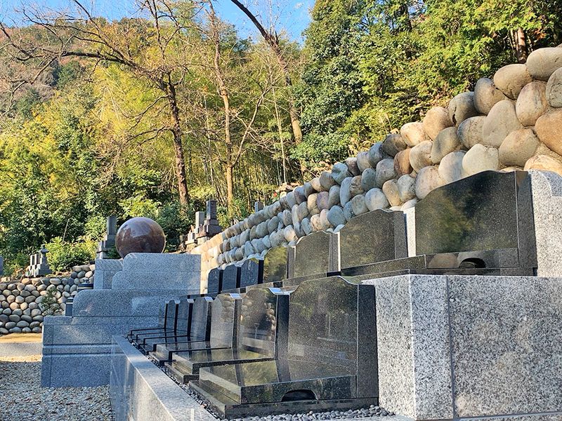 大興寺樹木葬墓地「翆光苑」