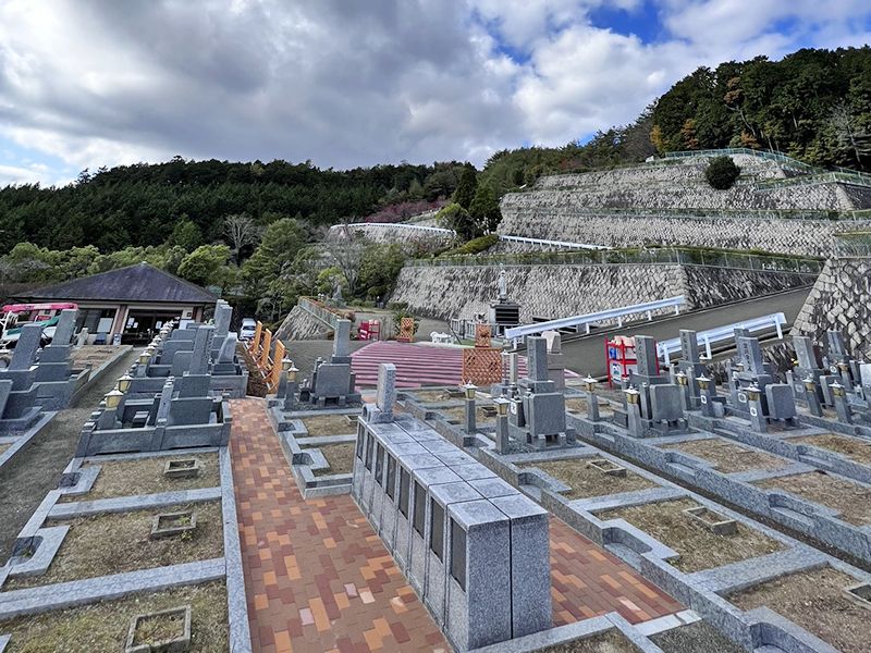 高槻霊園