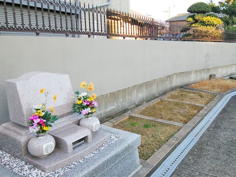 三ヶ字共有墓地