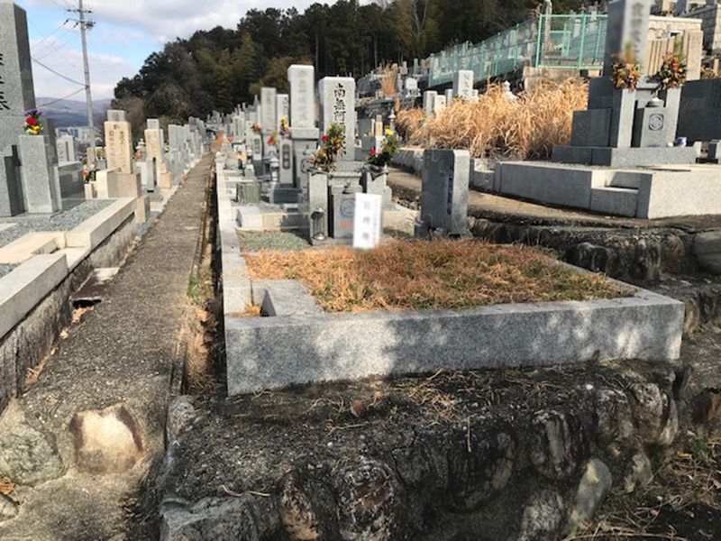 香滝共同墓地