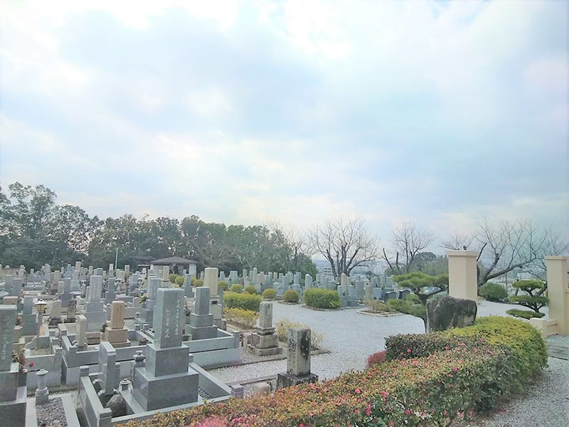 池田市才尊霊園