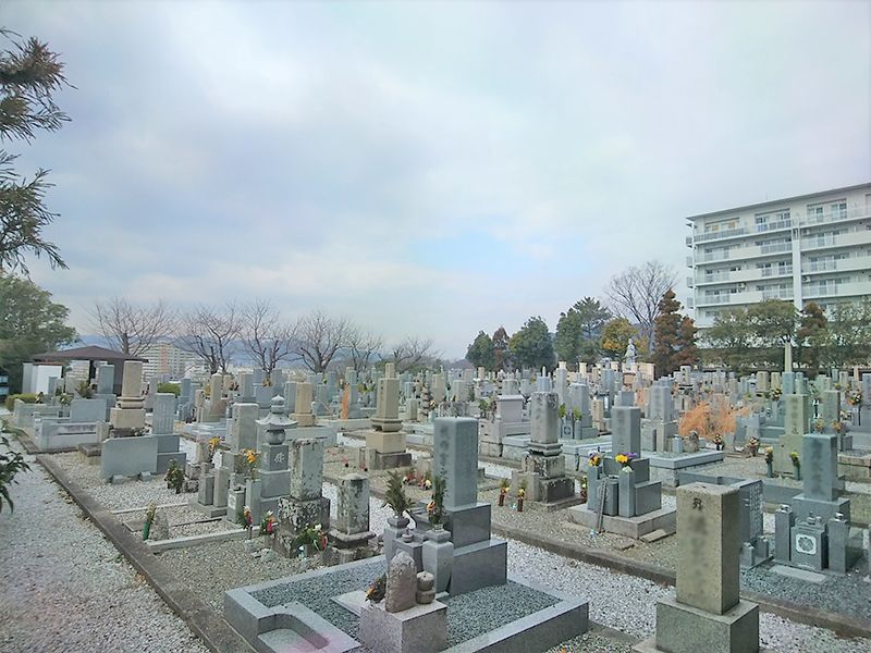 池田市才尊霊園