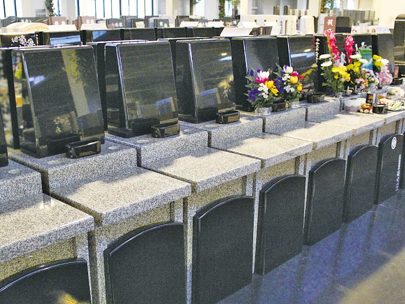 悠Ⅱタイプ（永代供養付・撤去費用込み）1,758,200円