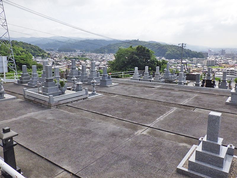 光万寺共同墓地