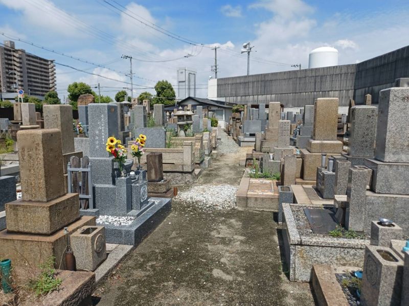 四貫島・春日出・恩貴島・島屋共同墓地