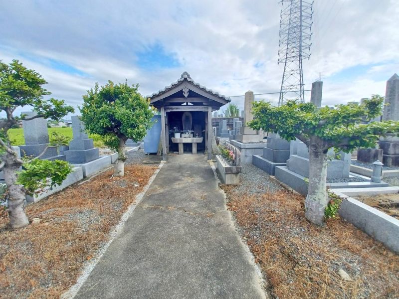東天川墓地