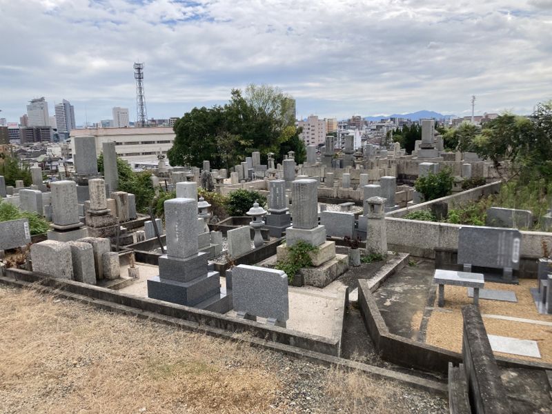 岡山市営 巌井墓地