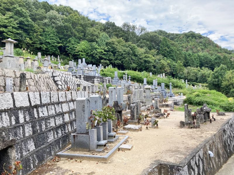 瀬戸内市営 東須恵墓地