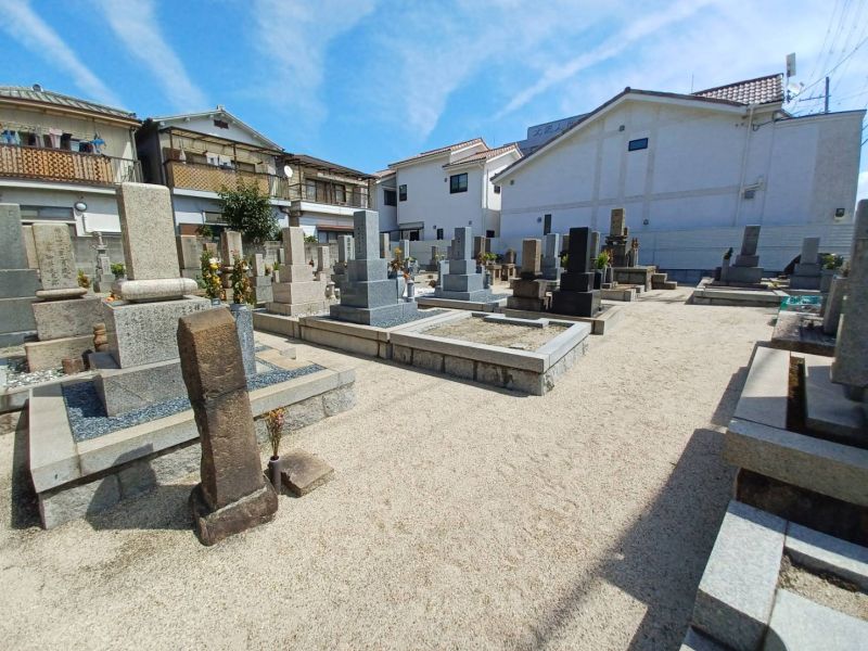 庄屋墓地