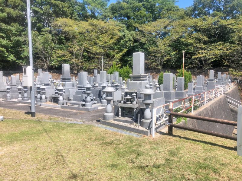 江田島市営 飛渡瀬墓地公園