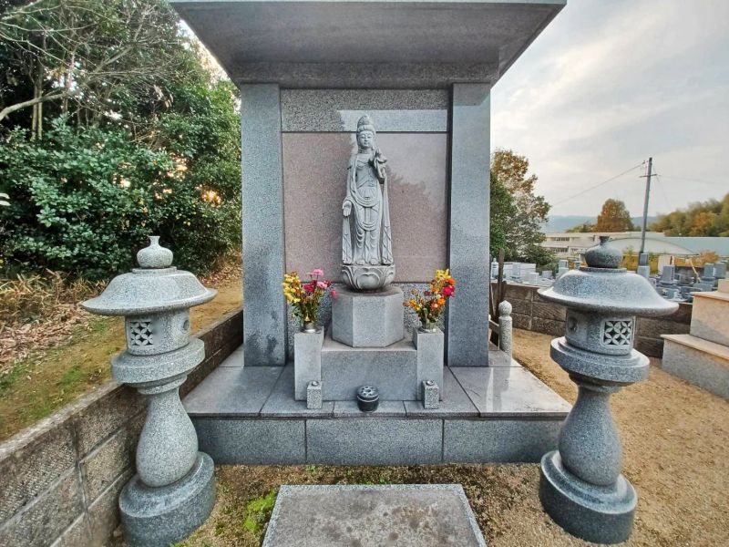 能満寺 瀬戸墓苑