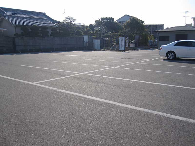 新家・金岡・野尻共同墓地