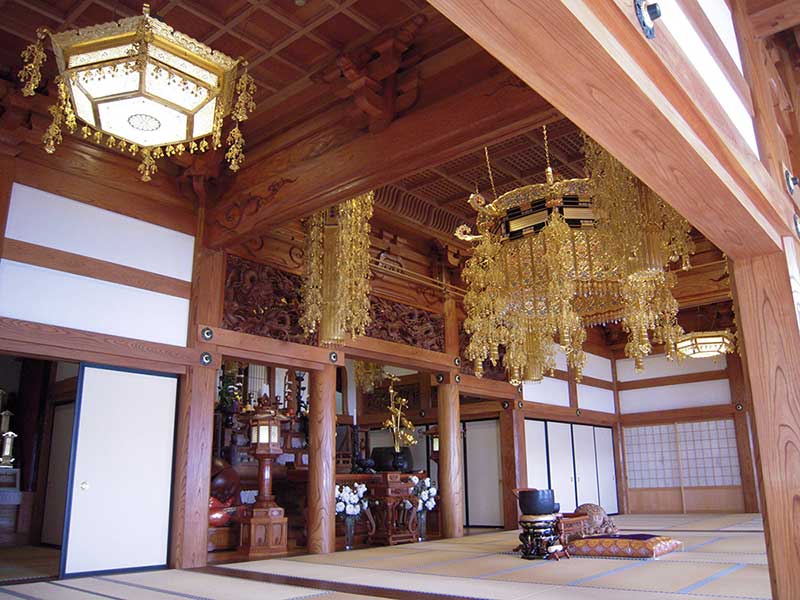 齢延寺墓地