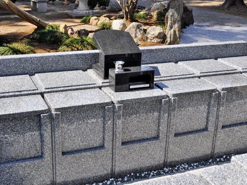 普門院「永代供養付墓いつくしみ」