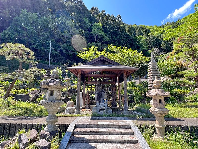 真福寺 のうこつぼ