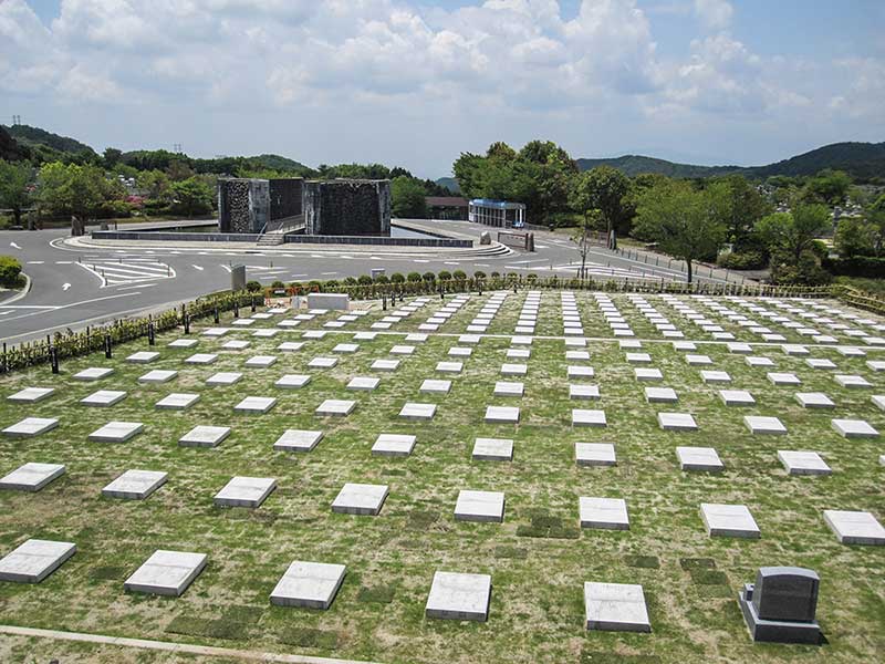 大阪北摂霊園の円形交差点