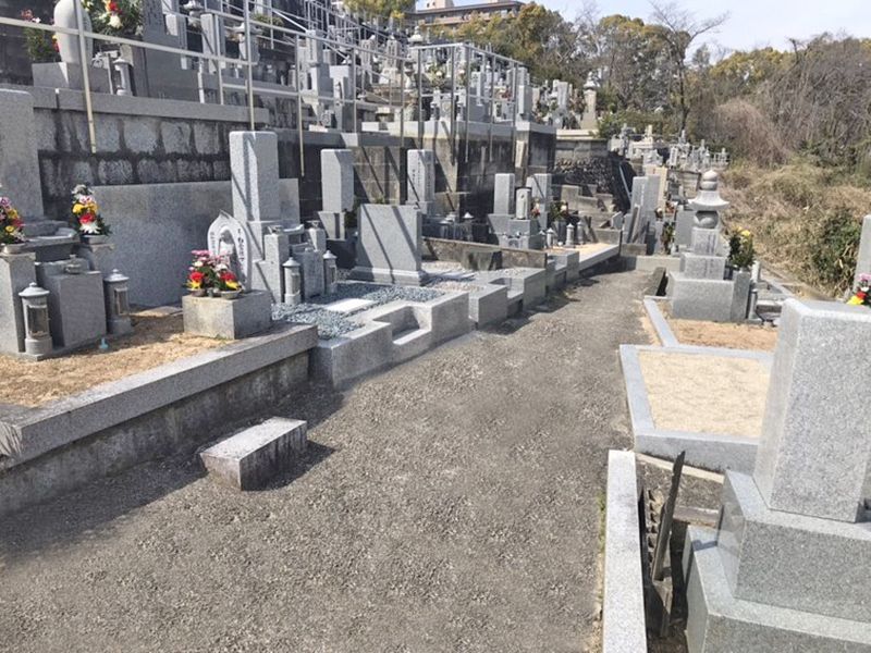 河内長野市 原地区墓地