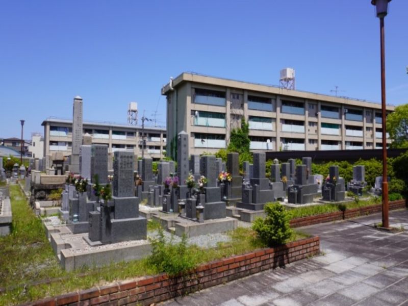 吹田市光明町墓地