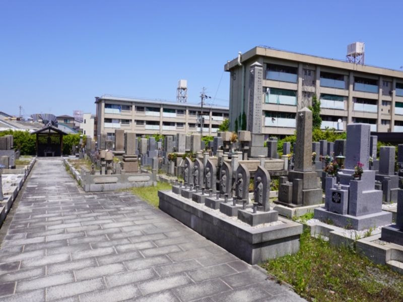 吹田市光明町墓地