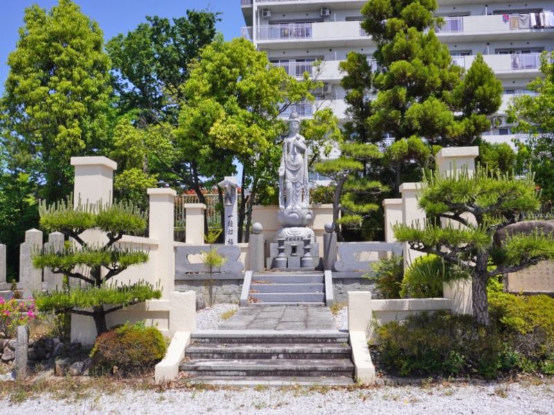 池田市才尊霊園
