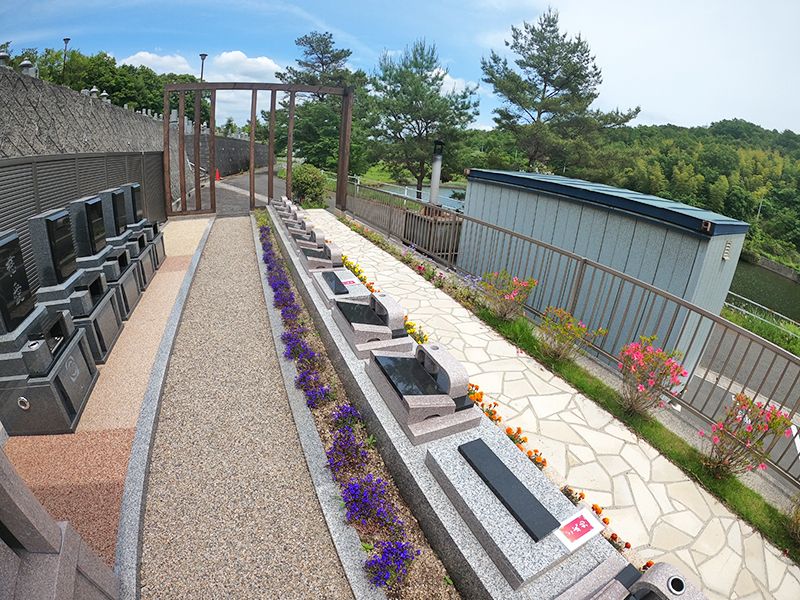 セミタリーパーク寺家