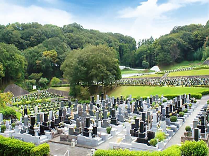 平塚市営 土屋霊園　緑あふれる墓地