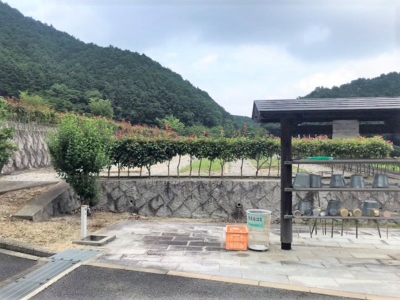 葛城市霊苑