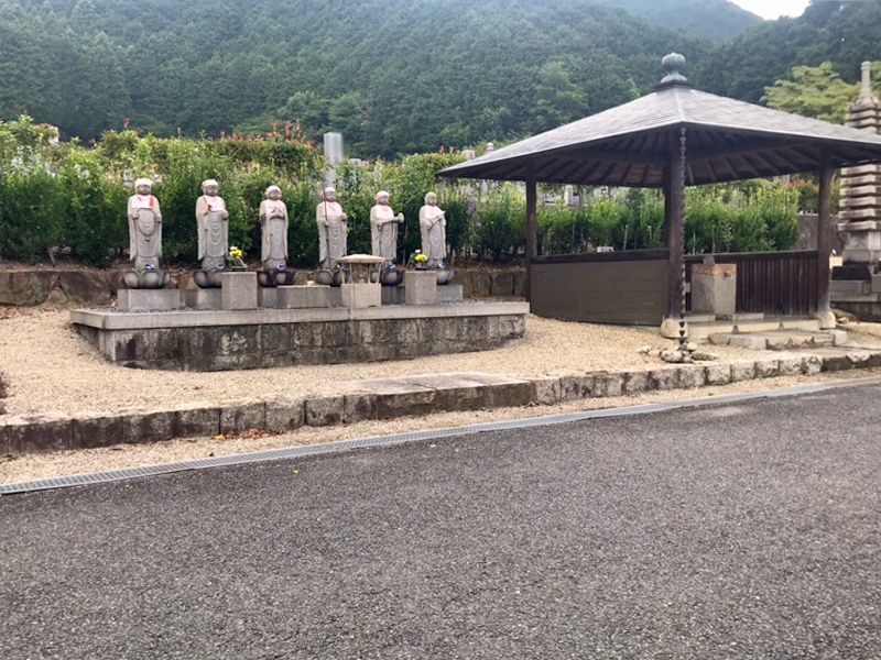 葛城市霊苑