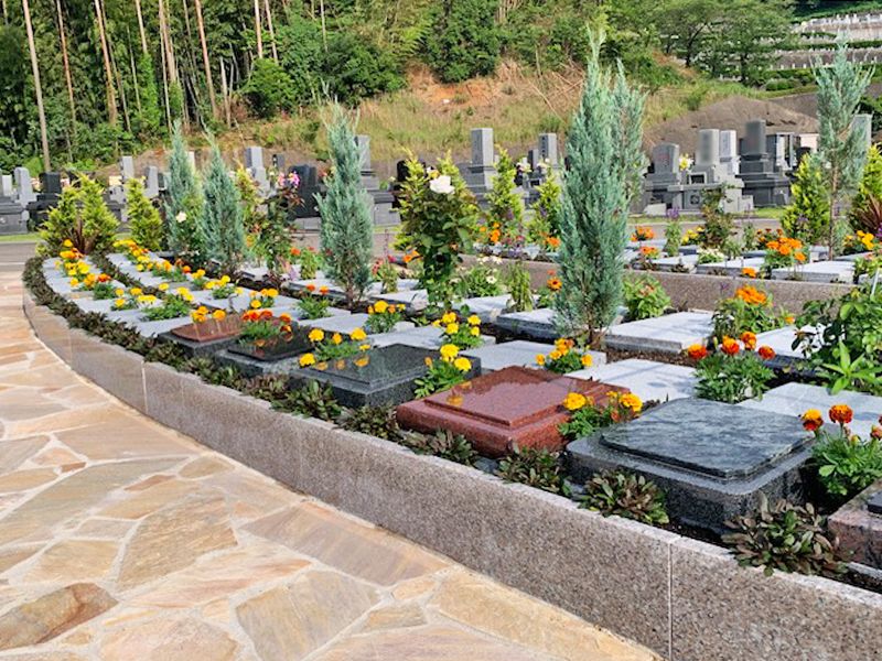 黒崎小嶺霊園