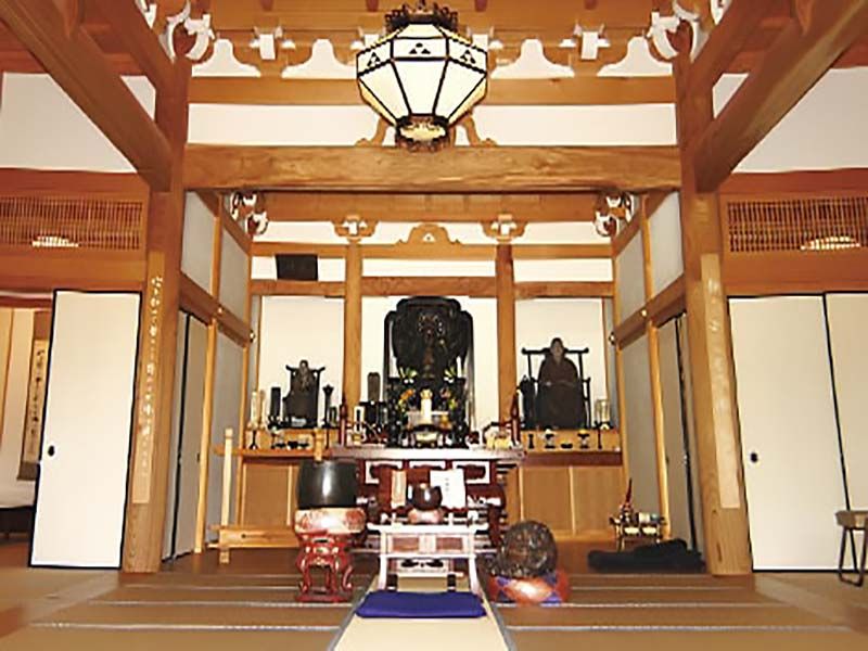 霊照山 大慶寺　法要施設