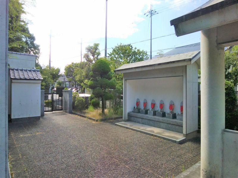 箕面市東霊園